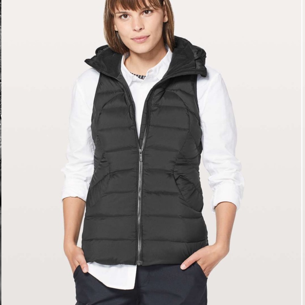 lululemon Pack it Down Vest in Black